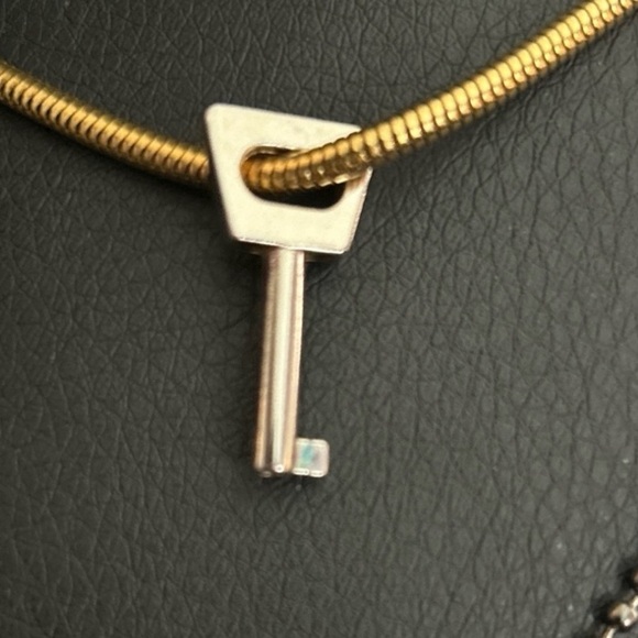 Louis Vuitton rare lock and key set bundle - Picture 12 of 15